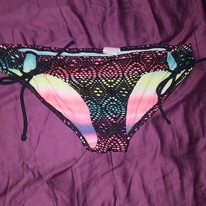 Bikini bottoms